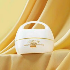 A Cosmetics Kem Body Mềm Trắng Da 440g
